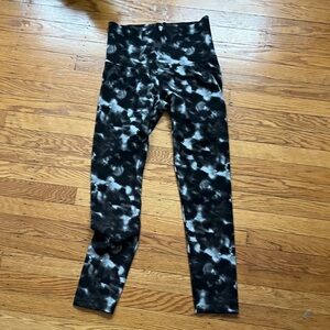 Coco + Carmen Black and White Leggings